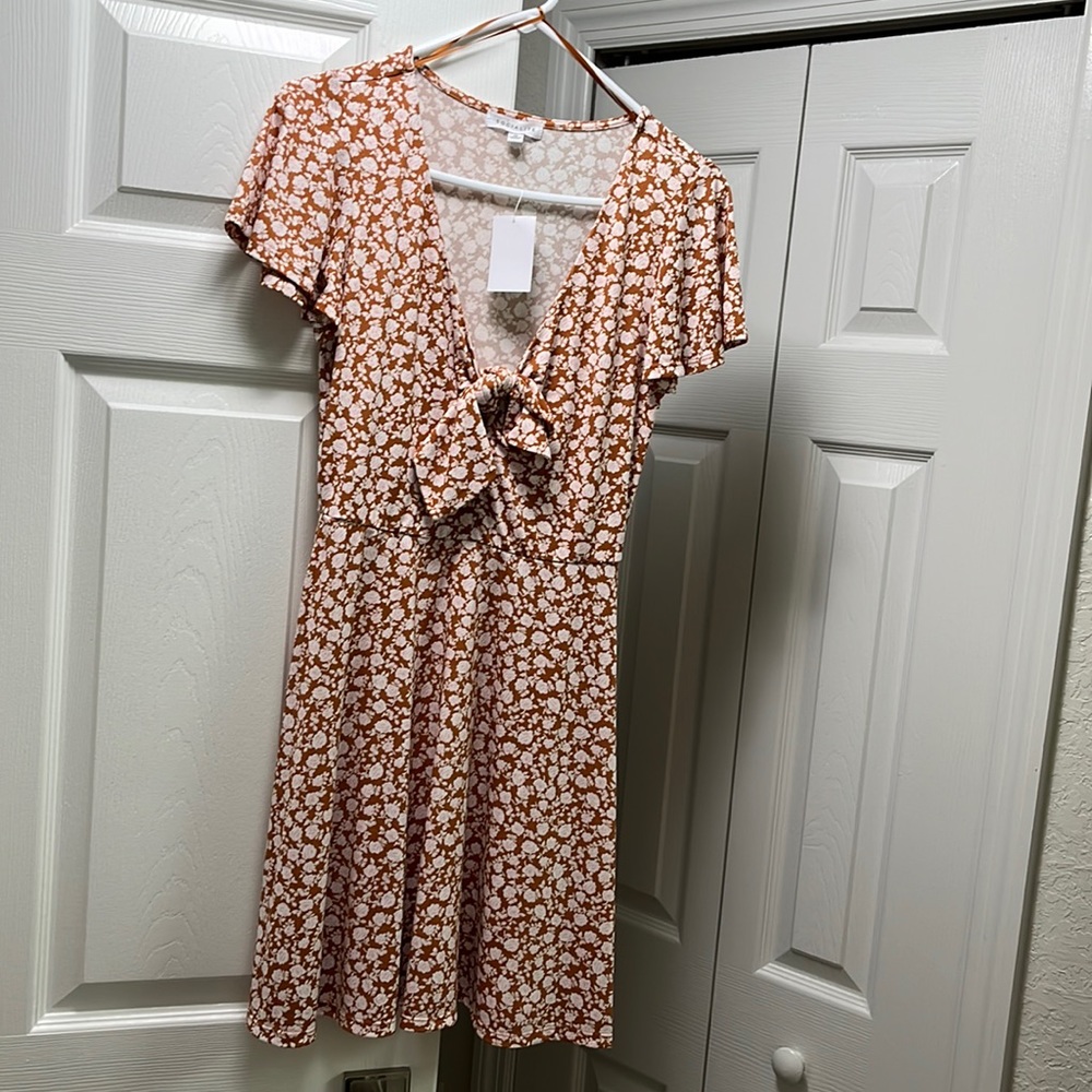 Socialite Tie Front Short Sleeve Mini Dress in Mocha Pink
